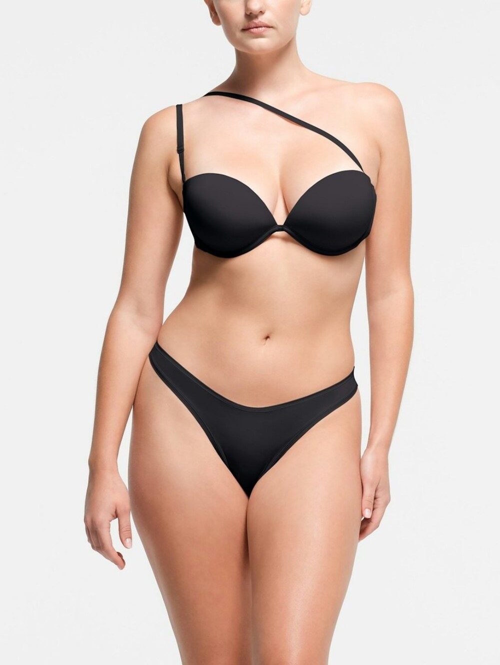 NWT Skims Multi Way Bra Only Comes With Adjustable Back Strap Black Onyx 34C